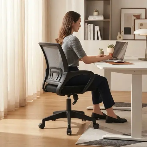 Cadeira Office Diretor Best C220 Preta com Apoio para Braços e Tela Mesh